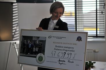 Lututów: przekazaniem środków zakończyła się akcja „Kilometr Złotych Serc”